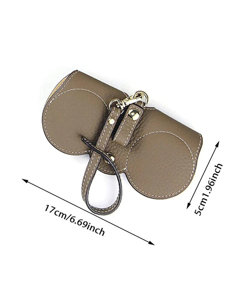 Stilfuldt solbrilleetui