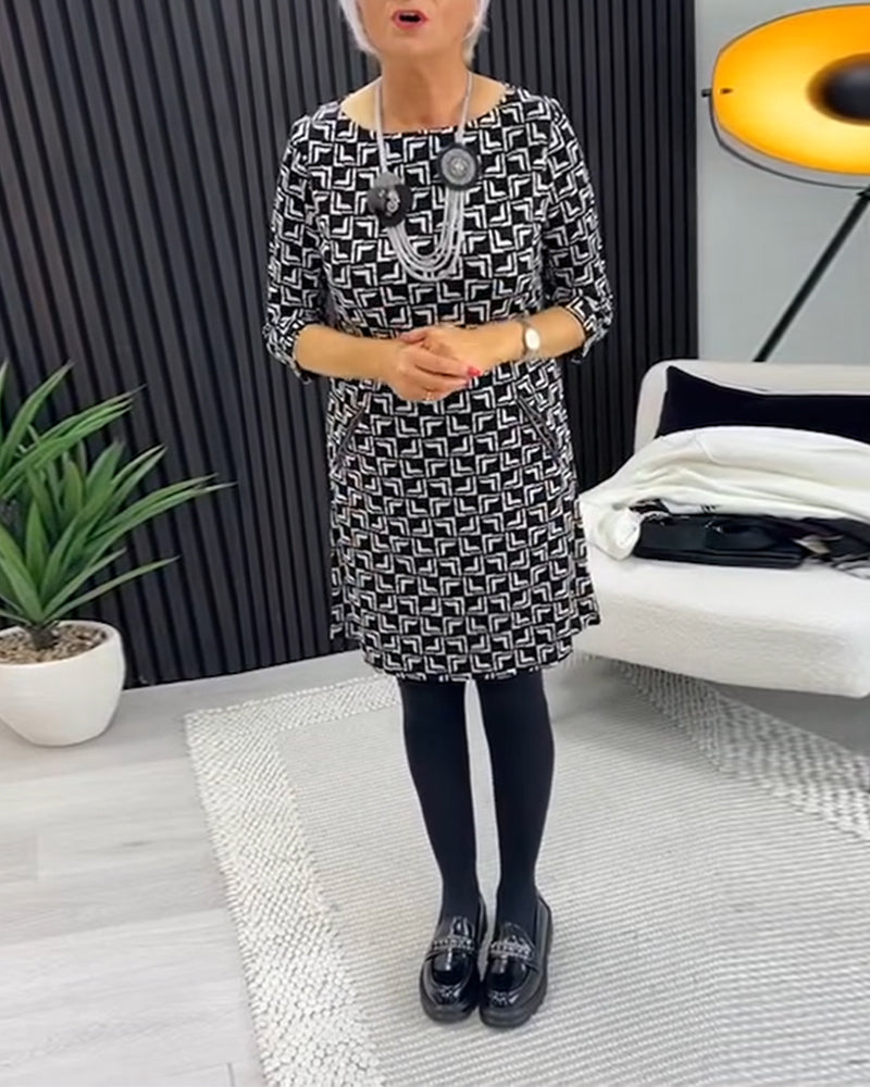 Retrokjole med geometrisk print og lommer