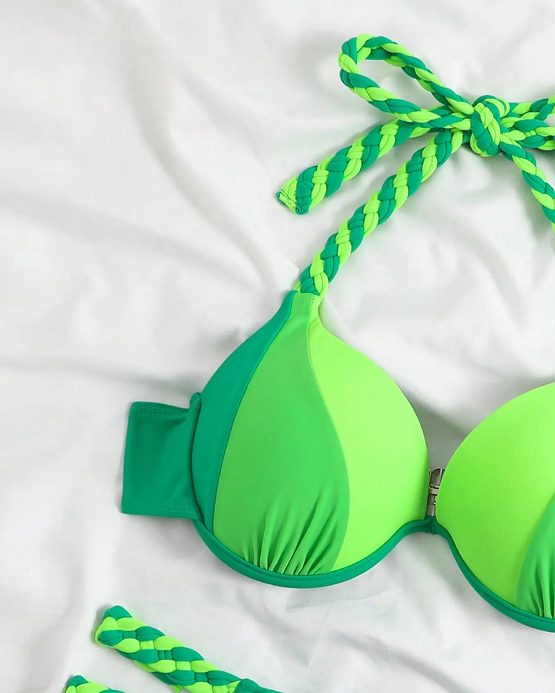 Halterneck bikini med brun-hvid farveblok