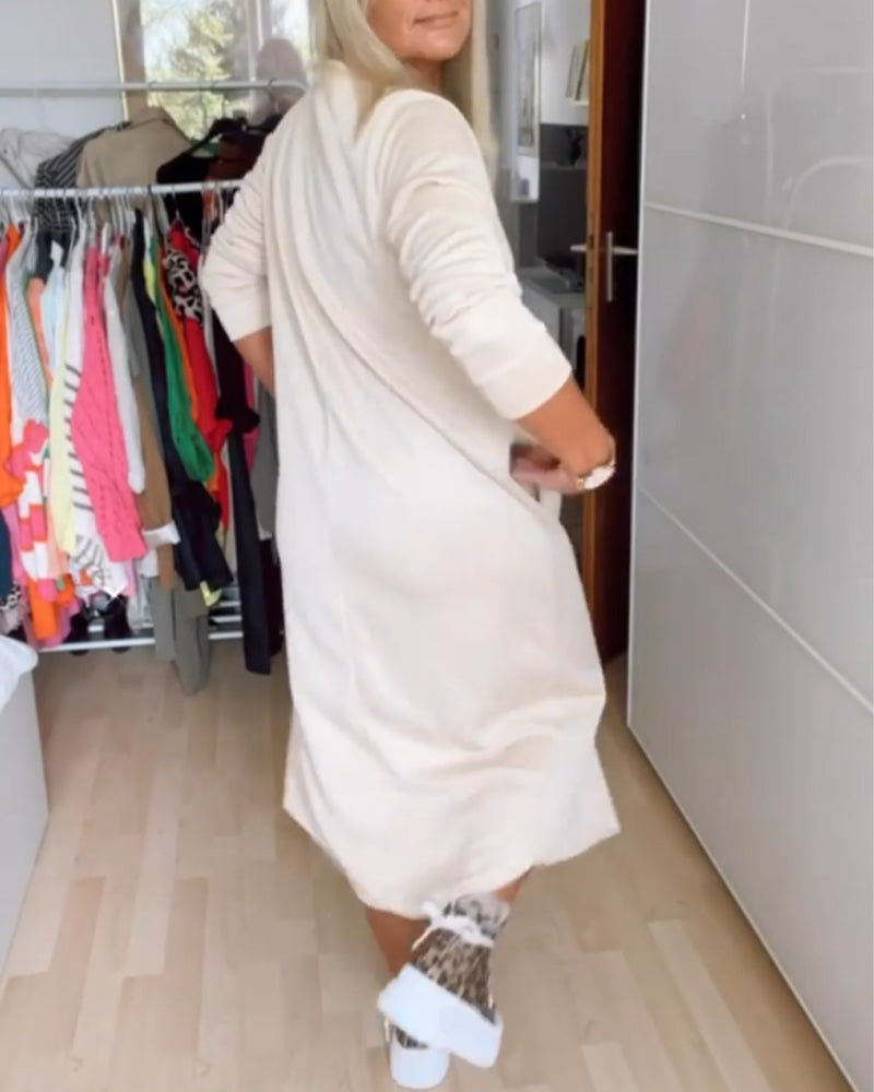 Afslappet kjole med rund hals