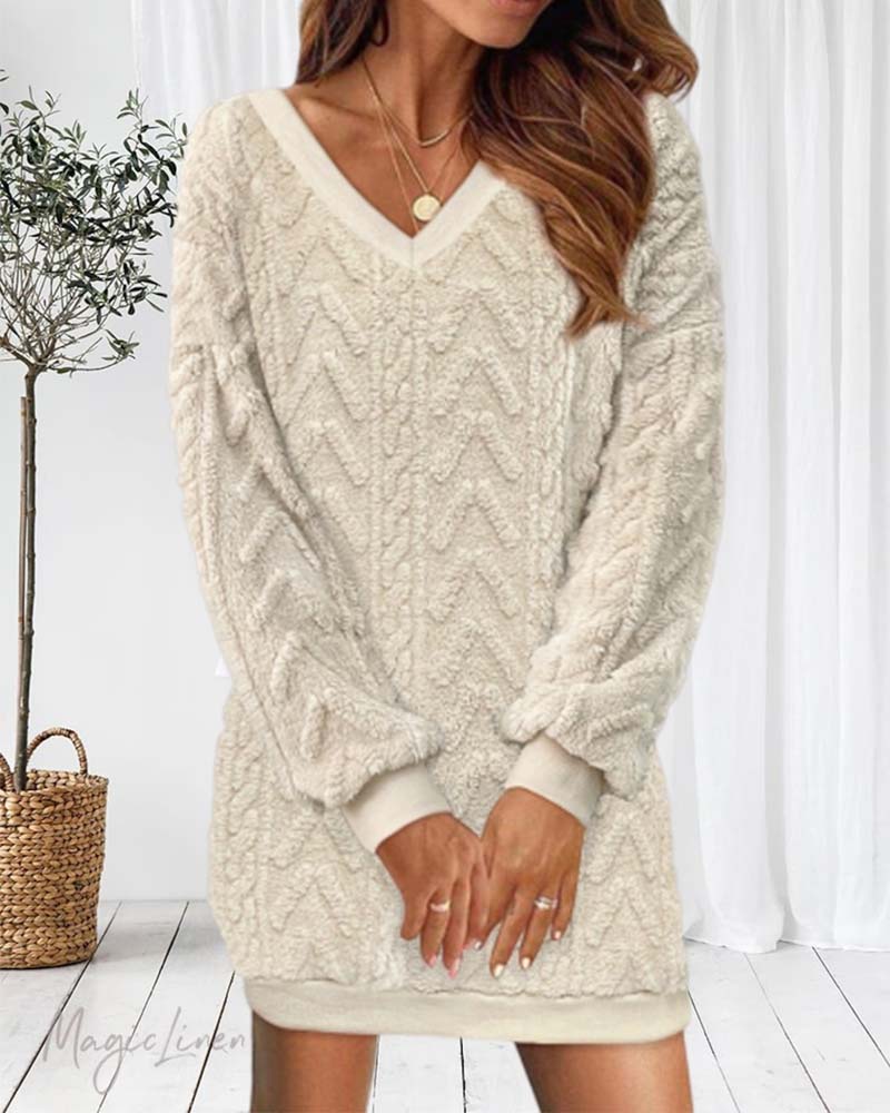 Ensfarvet lang striksweater med V-halsudskæring