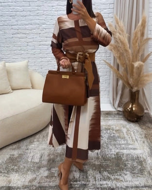 Stribet kjole i retrostil