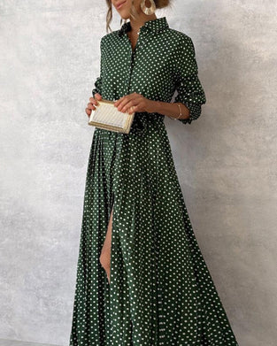 Langærmet kjole med skjortekrave og slids foran