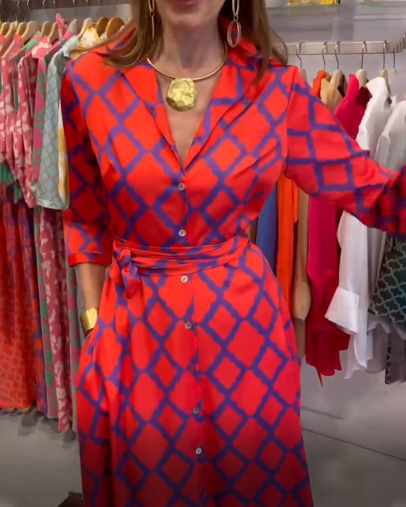 Skjortekjole med V-udskæring og 3/4 ærmer