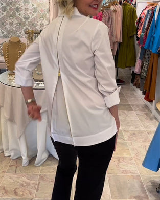 Ensfarvet skjorte med lynlås