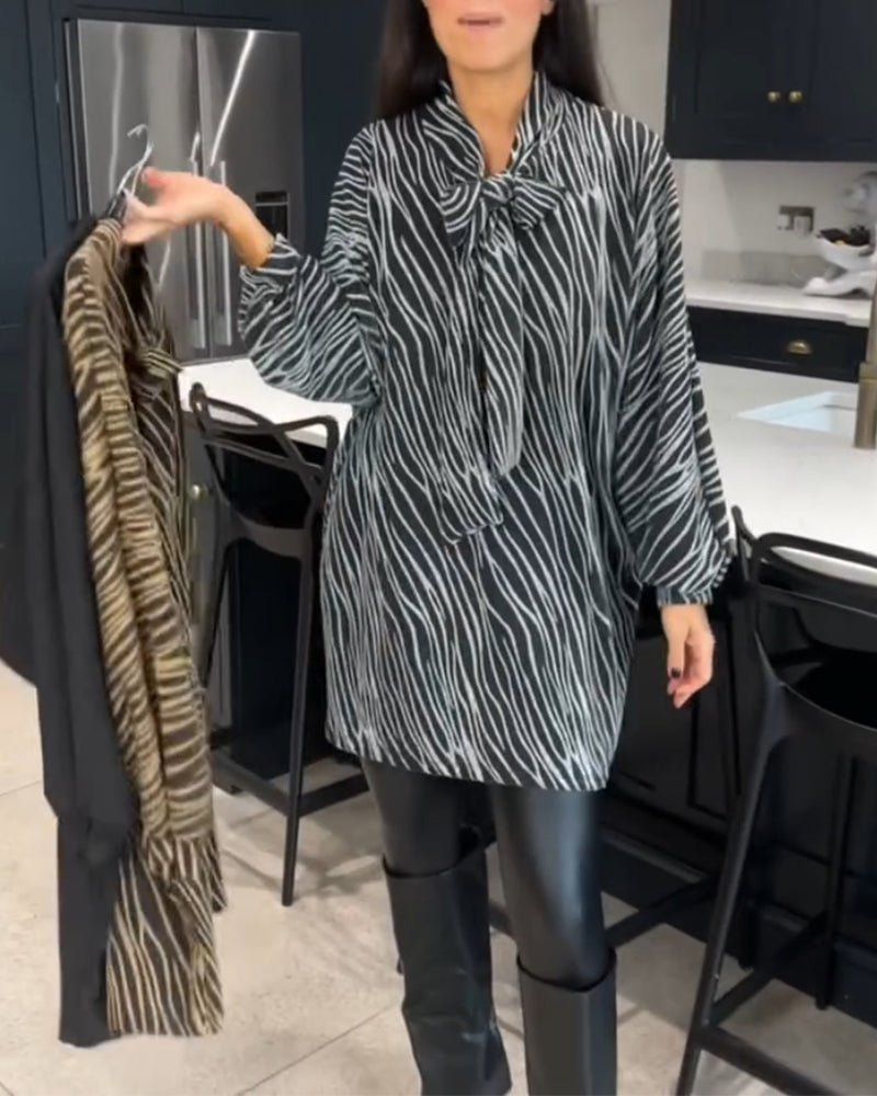 Oversized bluse med zebraprint