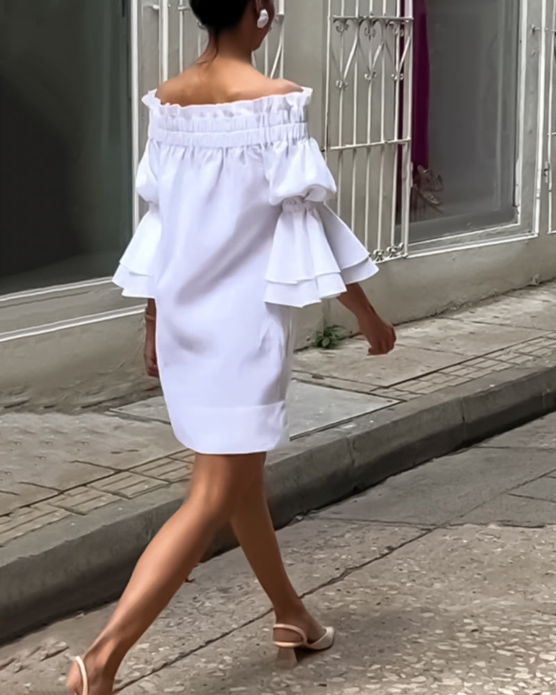 Off.shoulder kjole med vide ærmer