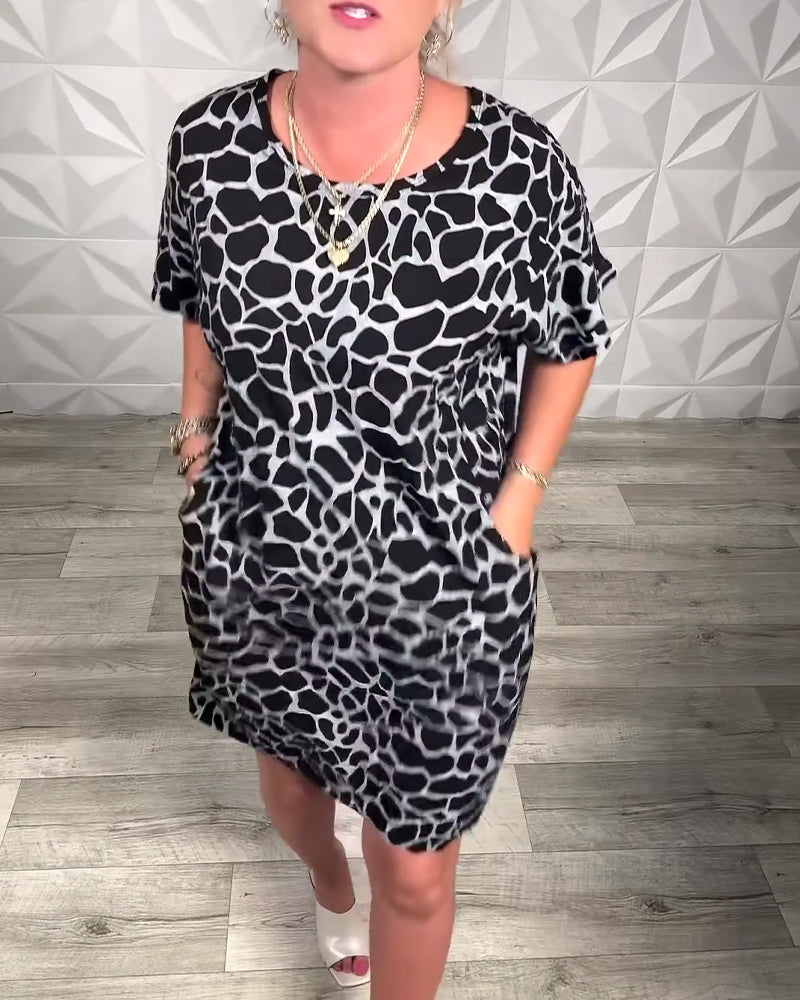 Kjole afslappet med print og rund hals