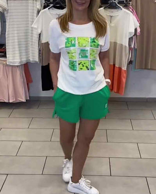 Sæt Afslappede Shorts Med Mellemhøj Talje Og Print