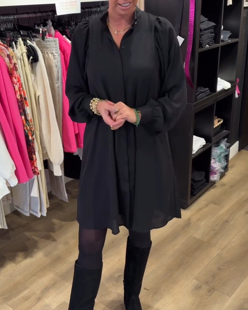 V-halset knælang skjortekjole