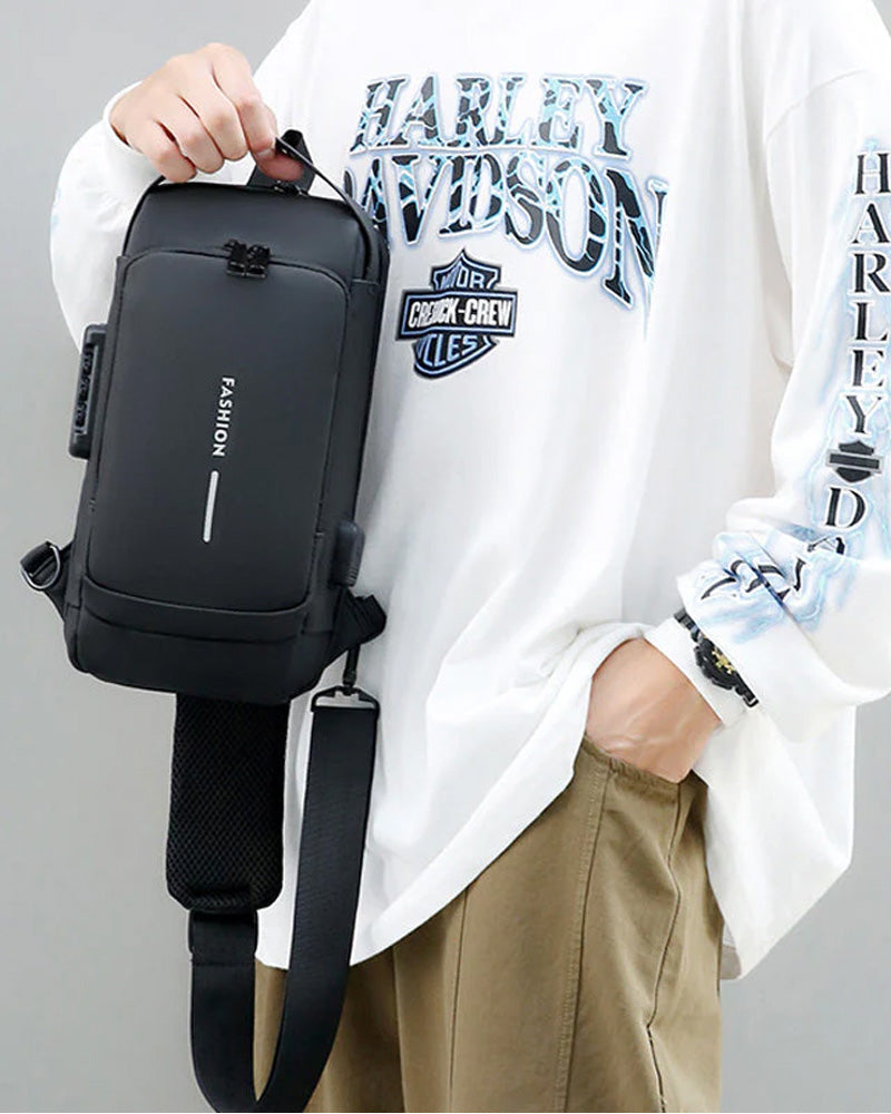 Tyverisikret brysttaske med kodelås