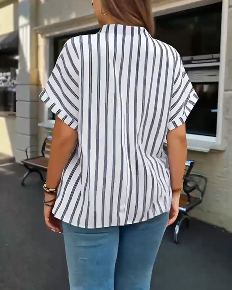 Bluse Knapning V-hals Stribet