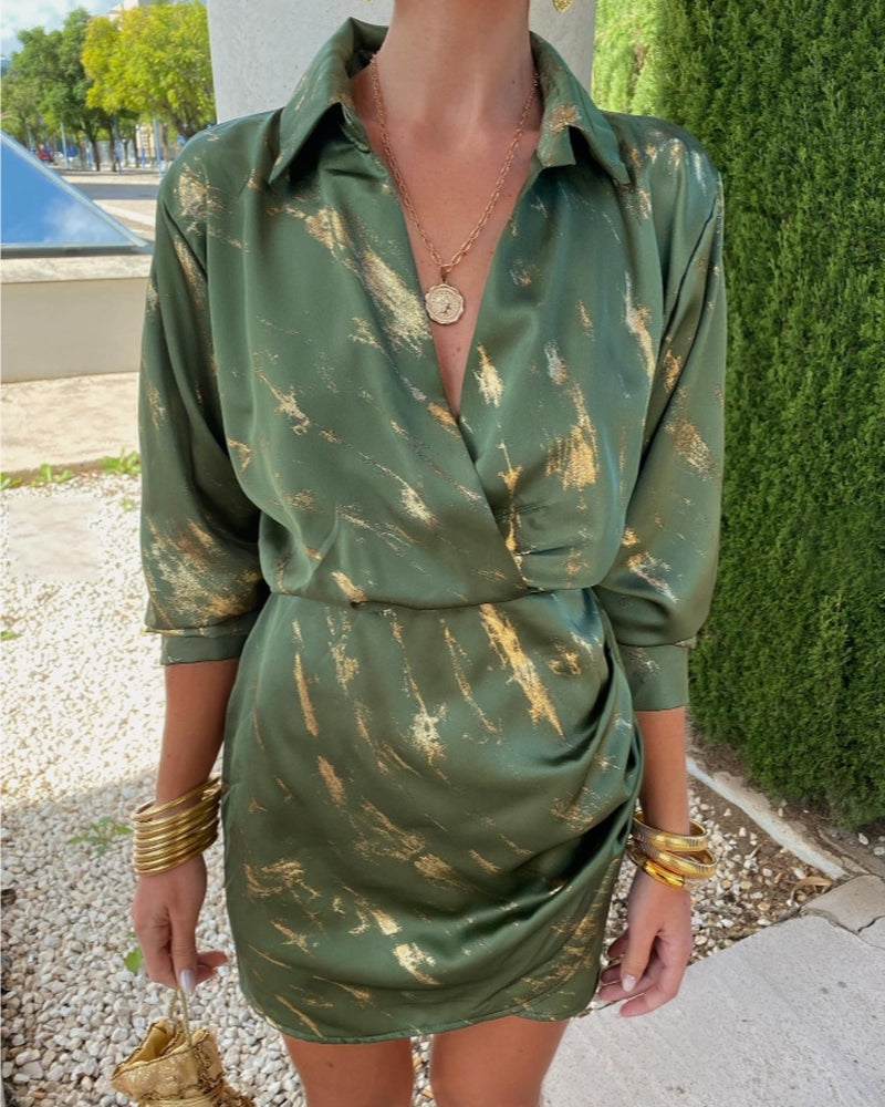 Elegant kort kjole med skjortekrave