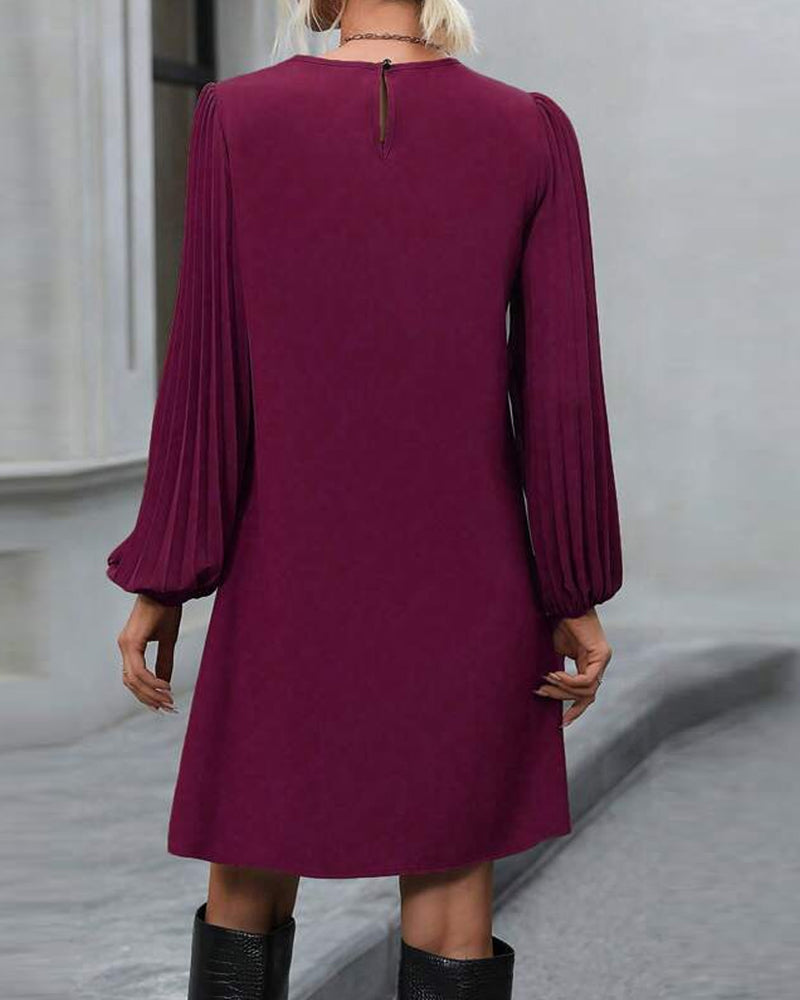 Kjole med lanterneærmer i elegant stil