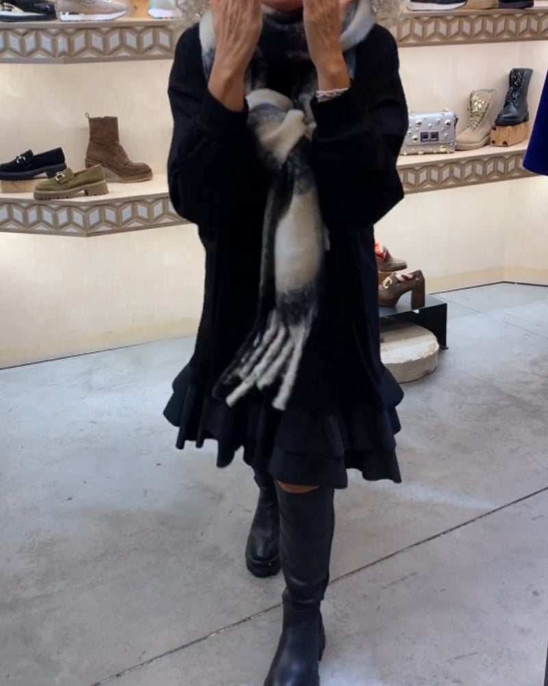 Kjole med elegant silhuet og lange ærmer