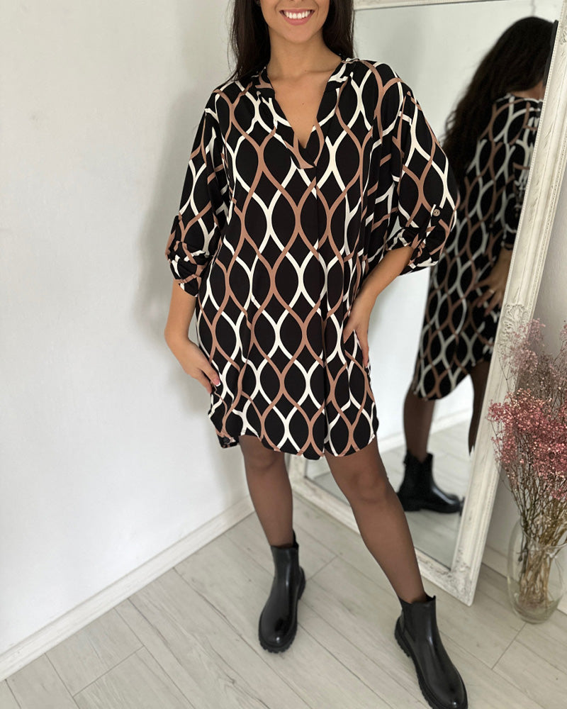 Bølgemønstret shiftkjole