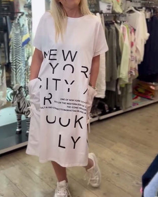 Kjole Løst Kortærmet Med Stort Lommetryk