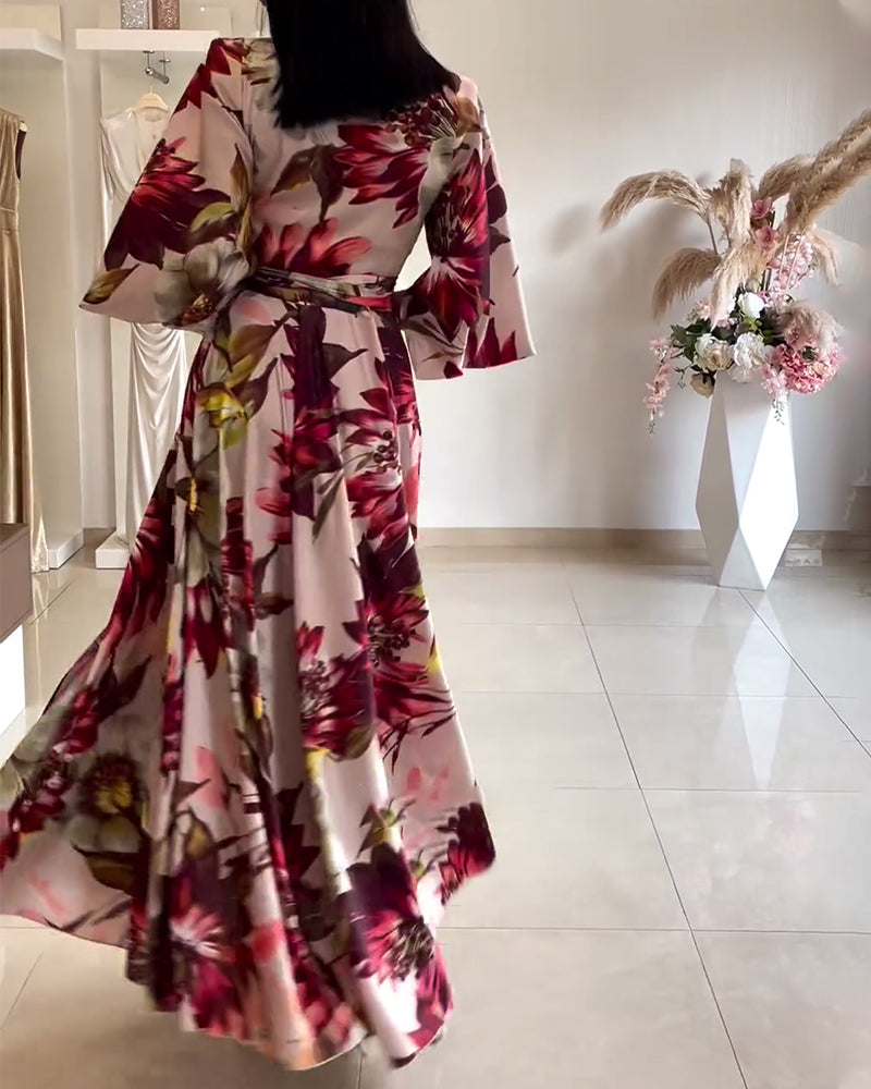 Trekvart-ærmet blomsterkjole med snøre