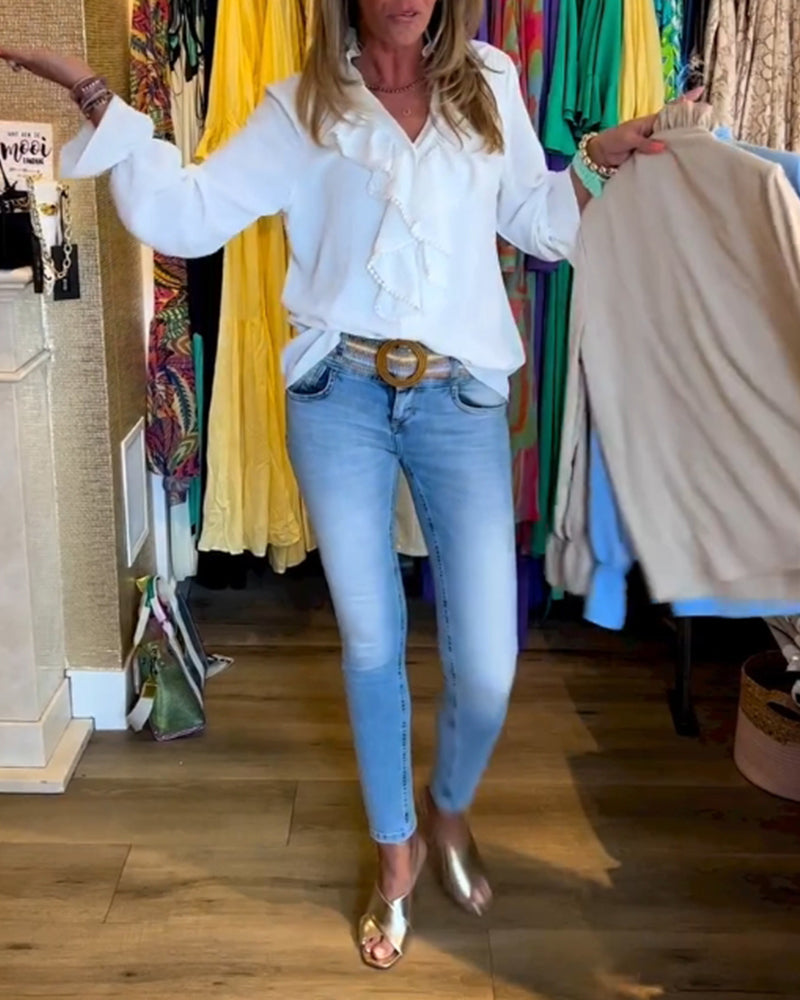 Hvid designerbluse med flæser