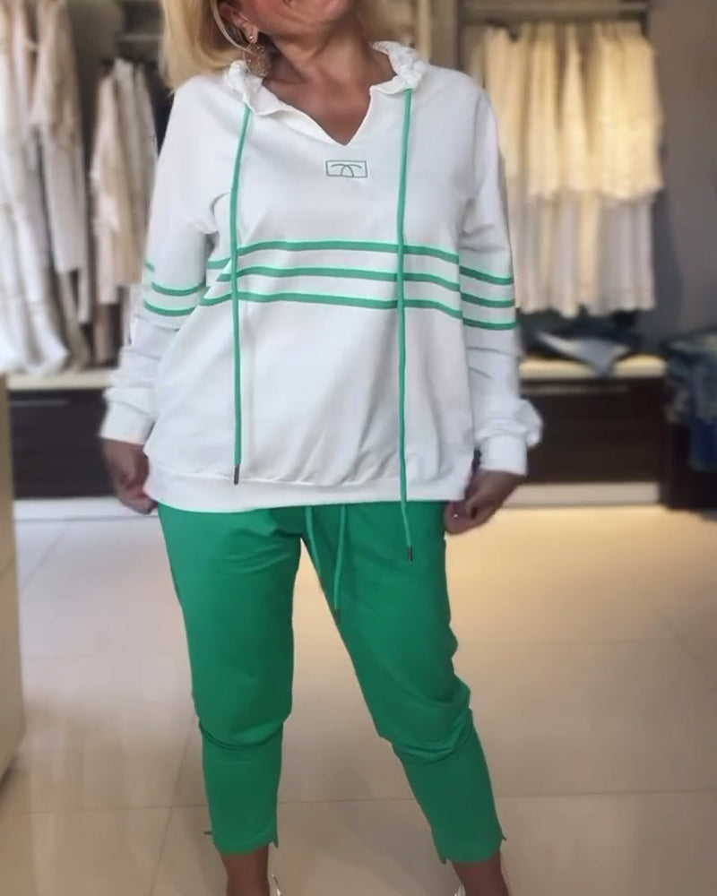 To-delt sæt | Stribet hættetrøje og bukser