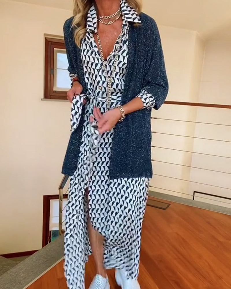 Geometrisk mønstret kjole med slids