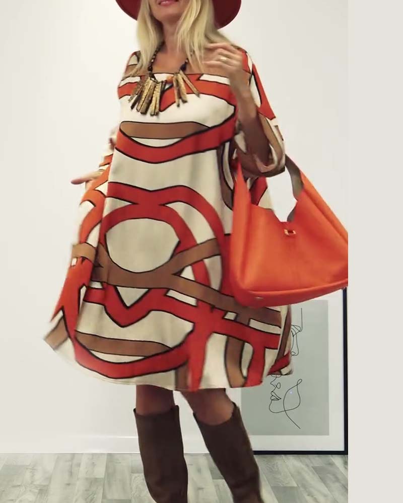 Kjole med rund hals og print