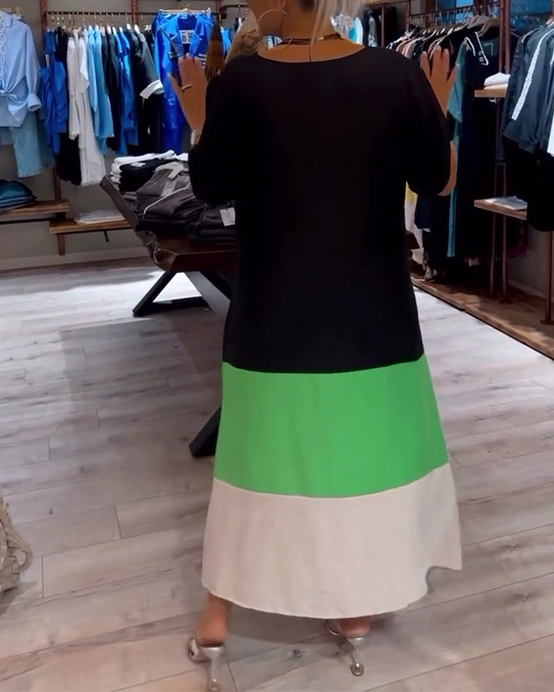 Løs patchworkkjole med rund hals