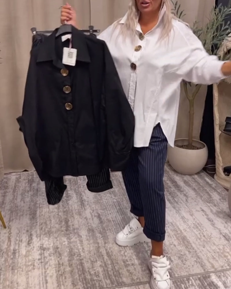 Stilfuld ensfarvet skjorte