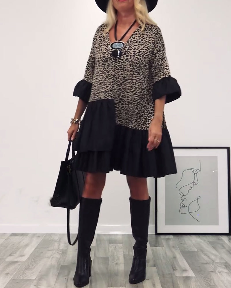 Patchwork kjole med leopardprint og pjuskærmer