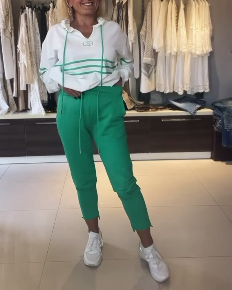 To-delt sæt | Stribet hættetrøje og bukser