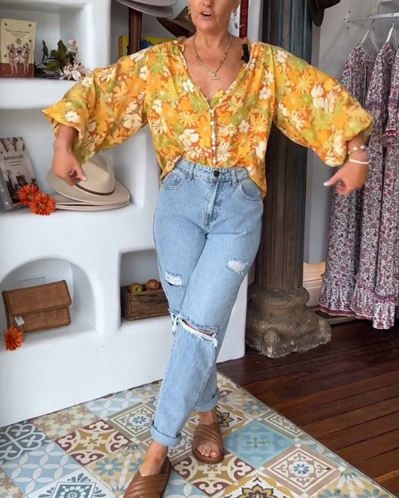 V-halset bluse med blomsterprint