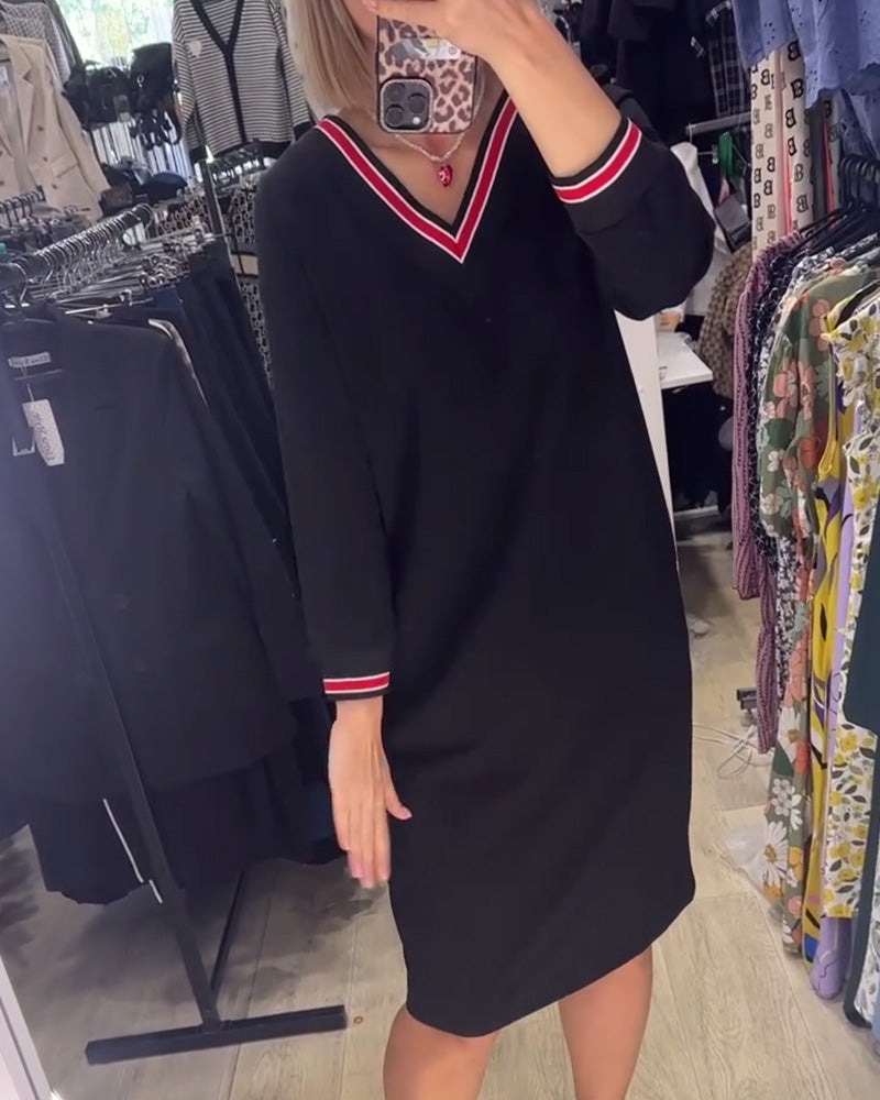 V-halset kjole med lommer