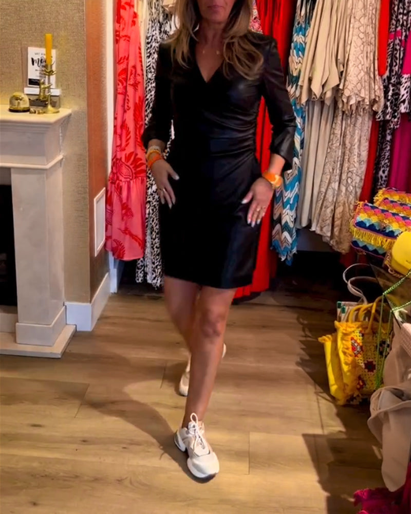 PU-bodycon-kjole med V-hals