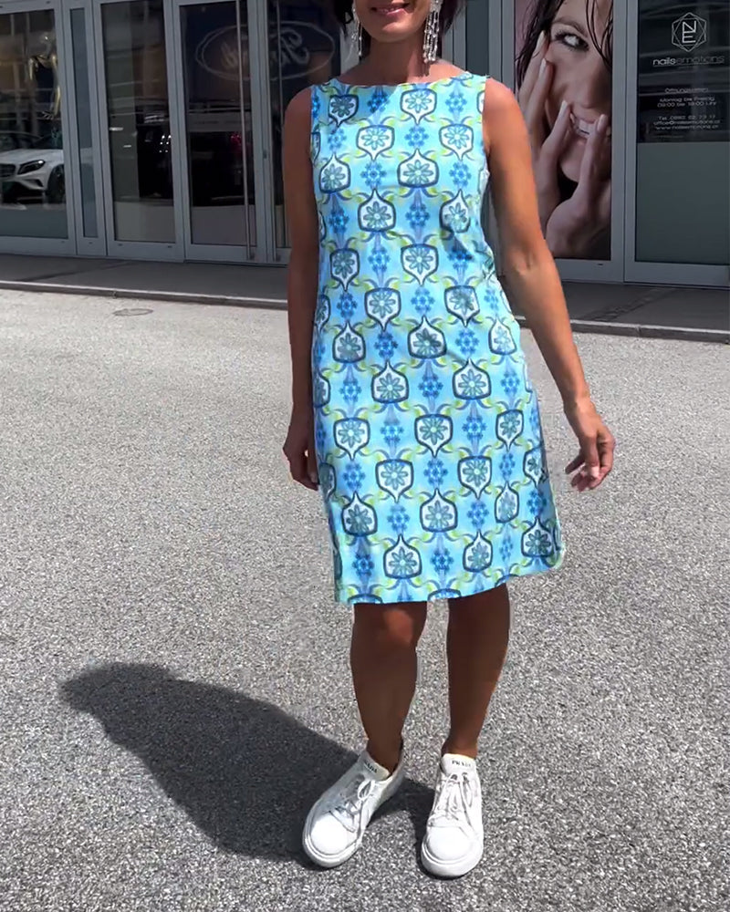 Slim fit kjole uden ærmer