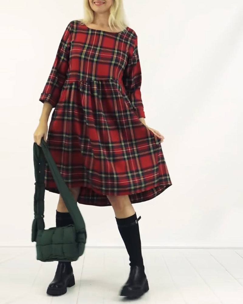 Ternet kjole med svaj