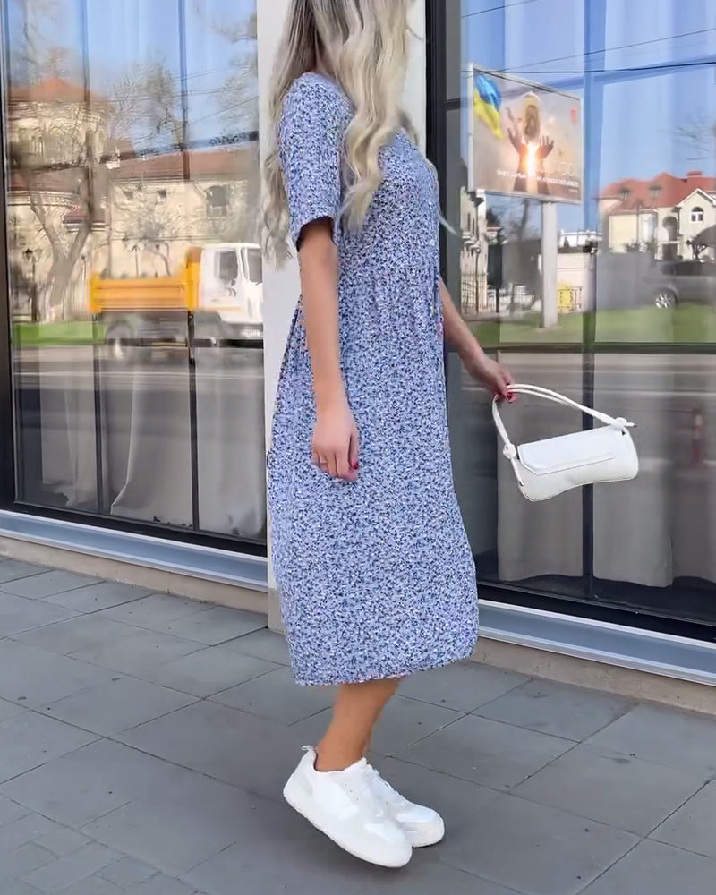 Blomsterkjole med halve ærmer