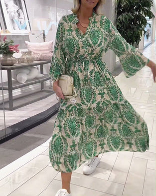 Mønstret kjole med klokkeærmer og snøre