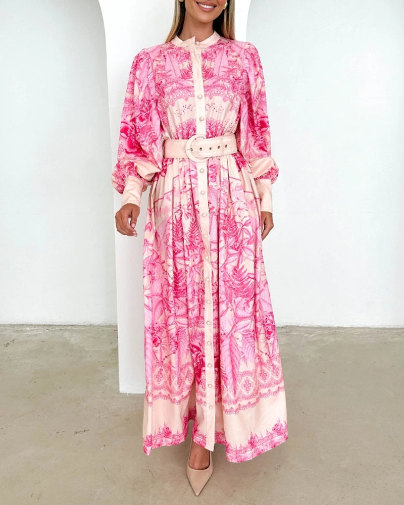 Lang kjole med fuld knappelukning og print