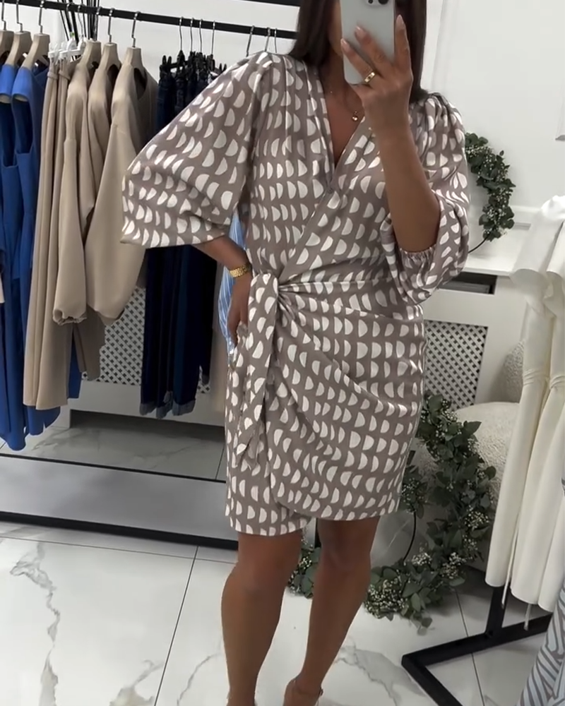 Kjole Med Lanterneærmer Krydsprint