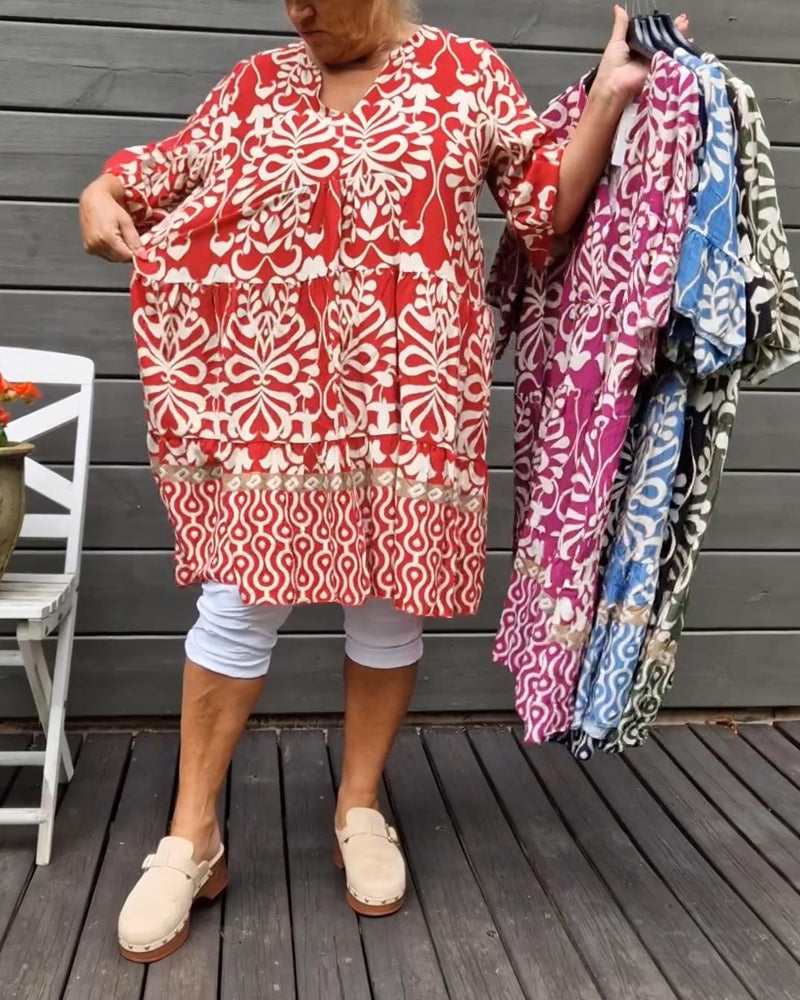 V-halset løs bluse med print