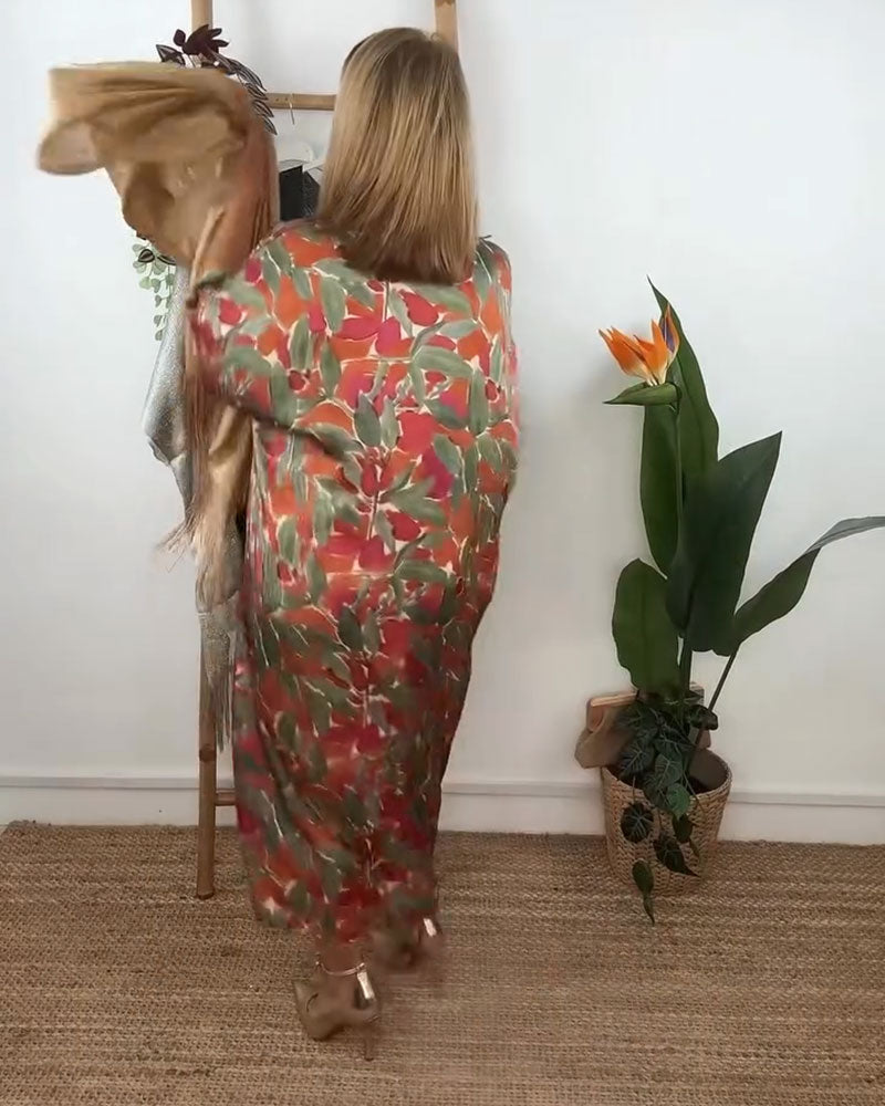 Kjole Med V-Udskæring Og Snoet Mønster