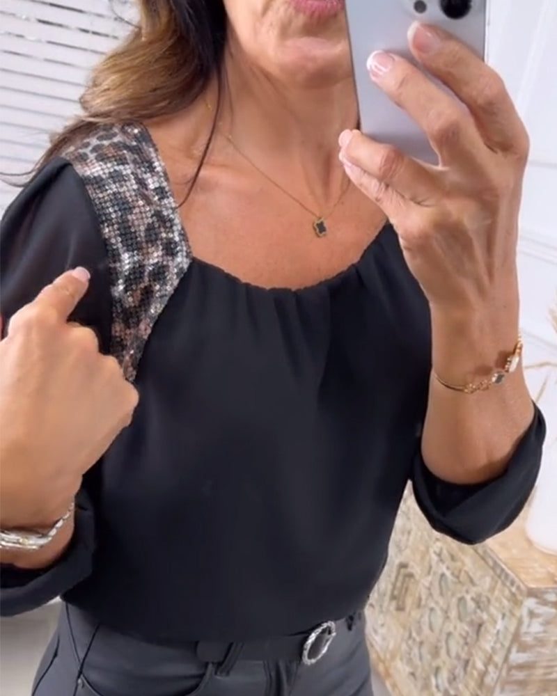 Bluse med moderigtigt langærmet leopardprint