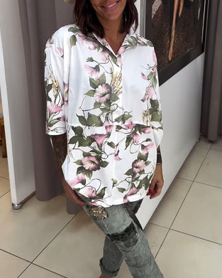 Frisk blomsterskjorte i afslappet pasform