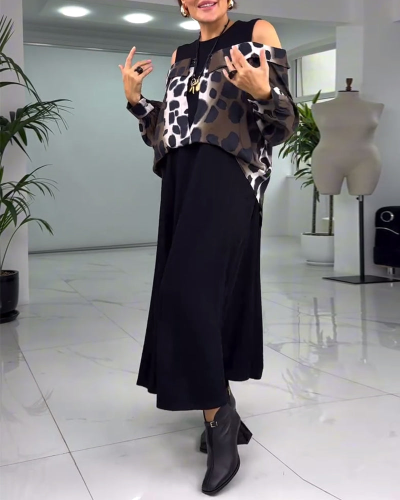 Afslappet kjole med leopardprint og bare skuldre
