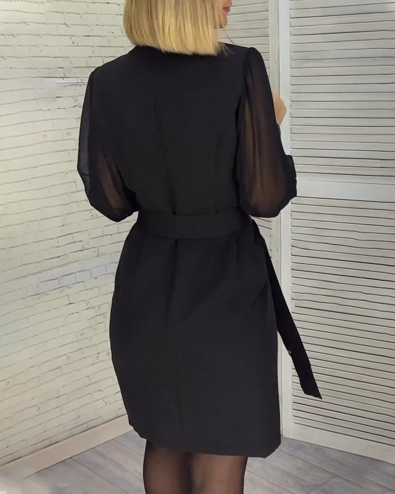 Kjole med pailletter og lange ærmer