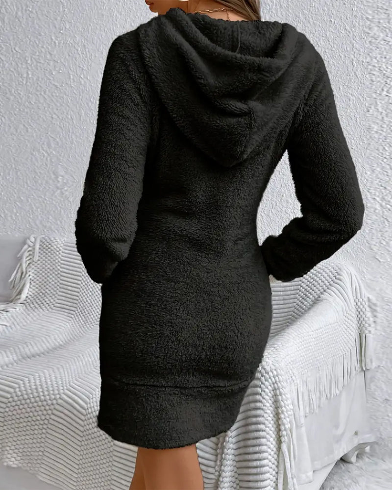 Hætte Kjole i Blødt (Brushed) Materiale og Slim Fit