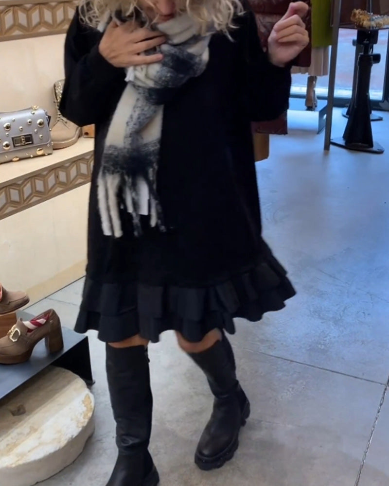 Kjole med elegant silhuet og lange ærmer