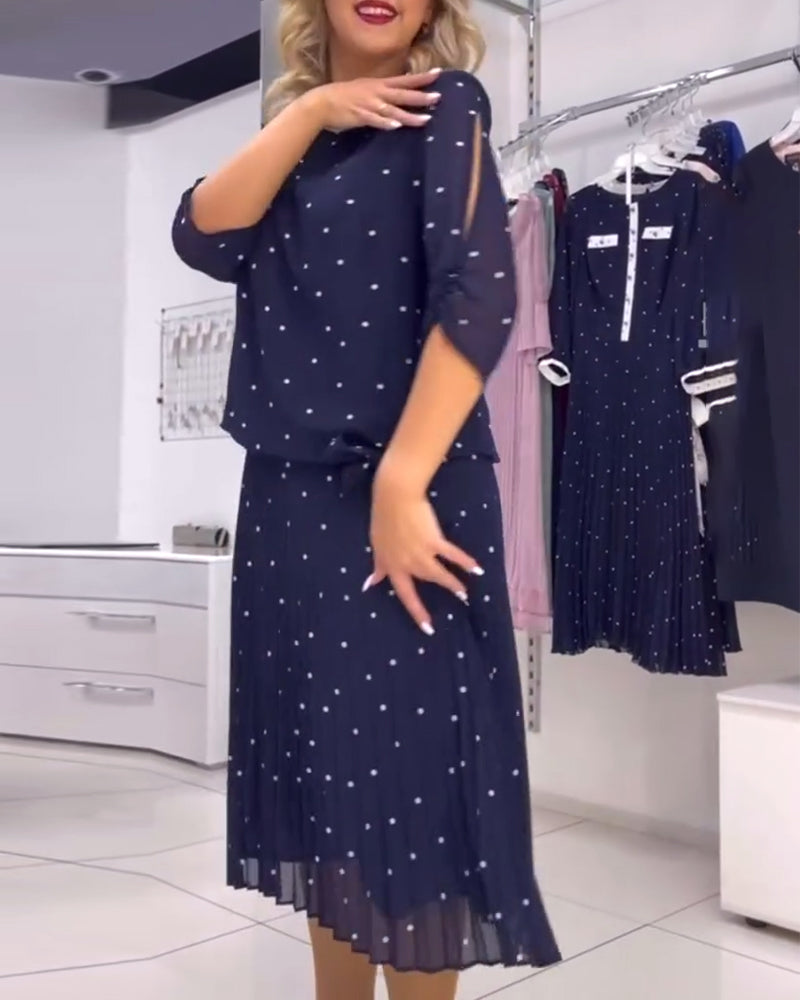 Prikket kjole med rund hals