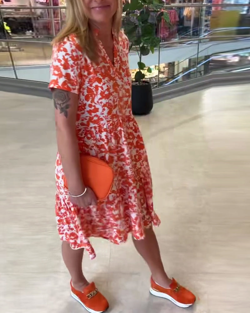 Kortærmet blomsterkjole