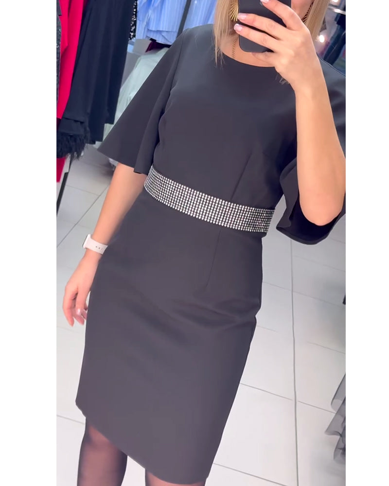 Kjole Rund Hals Udsvingende Halværme Talje